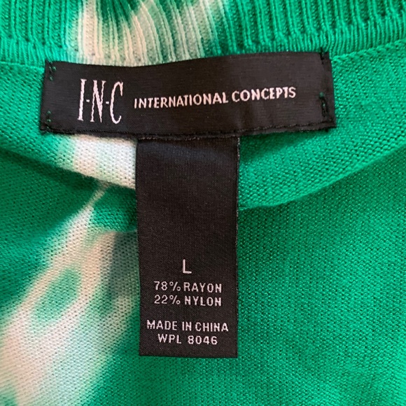 INC International Concepts Green and White Knit - Picture 2 of 6
